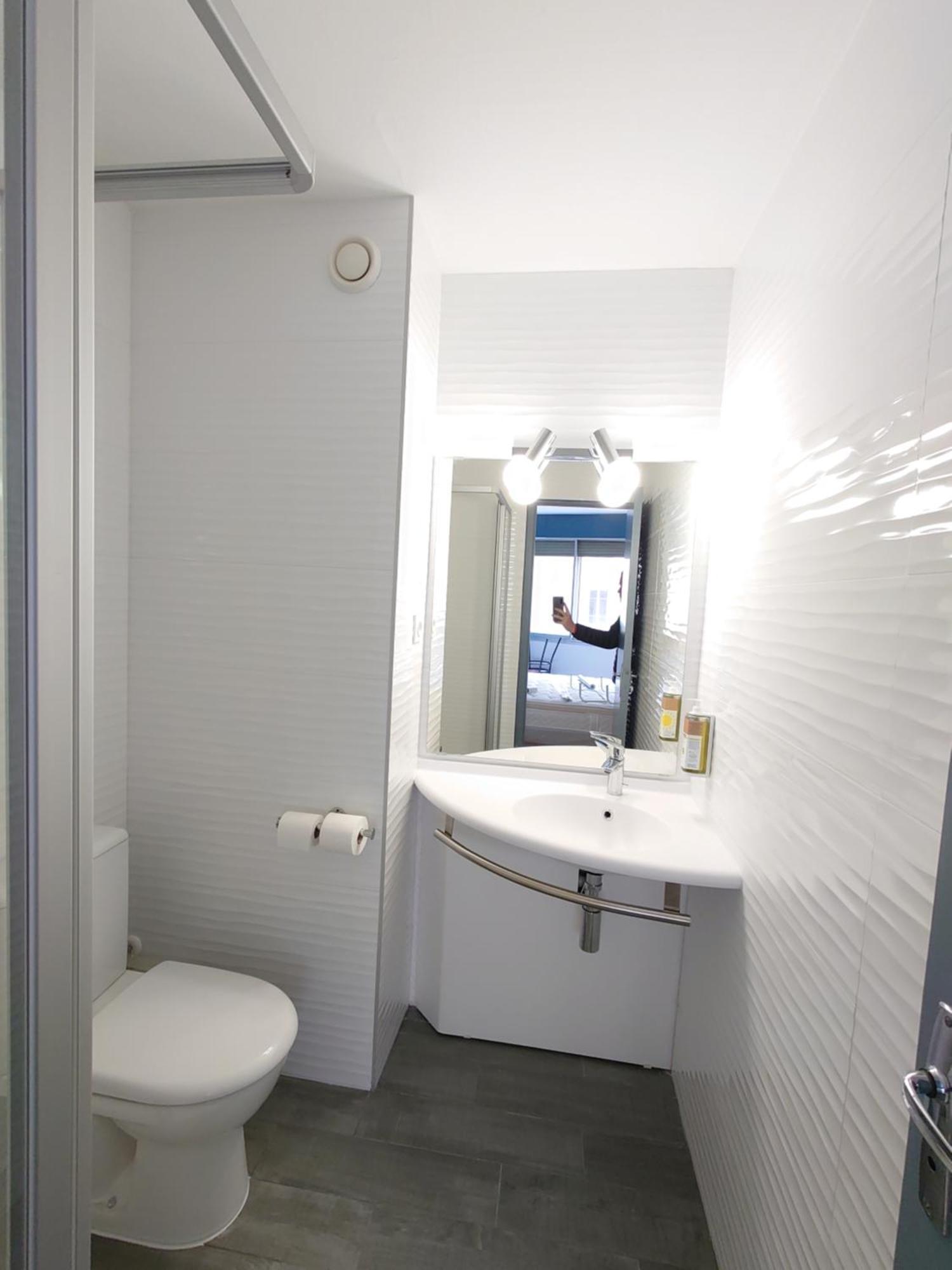 Greet Hotel Grenoble Centre Gare Экстерьер фото