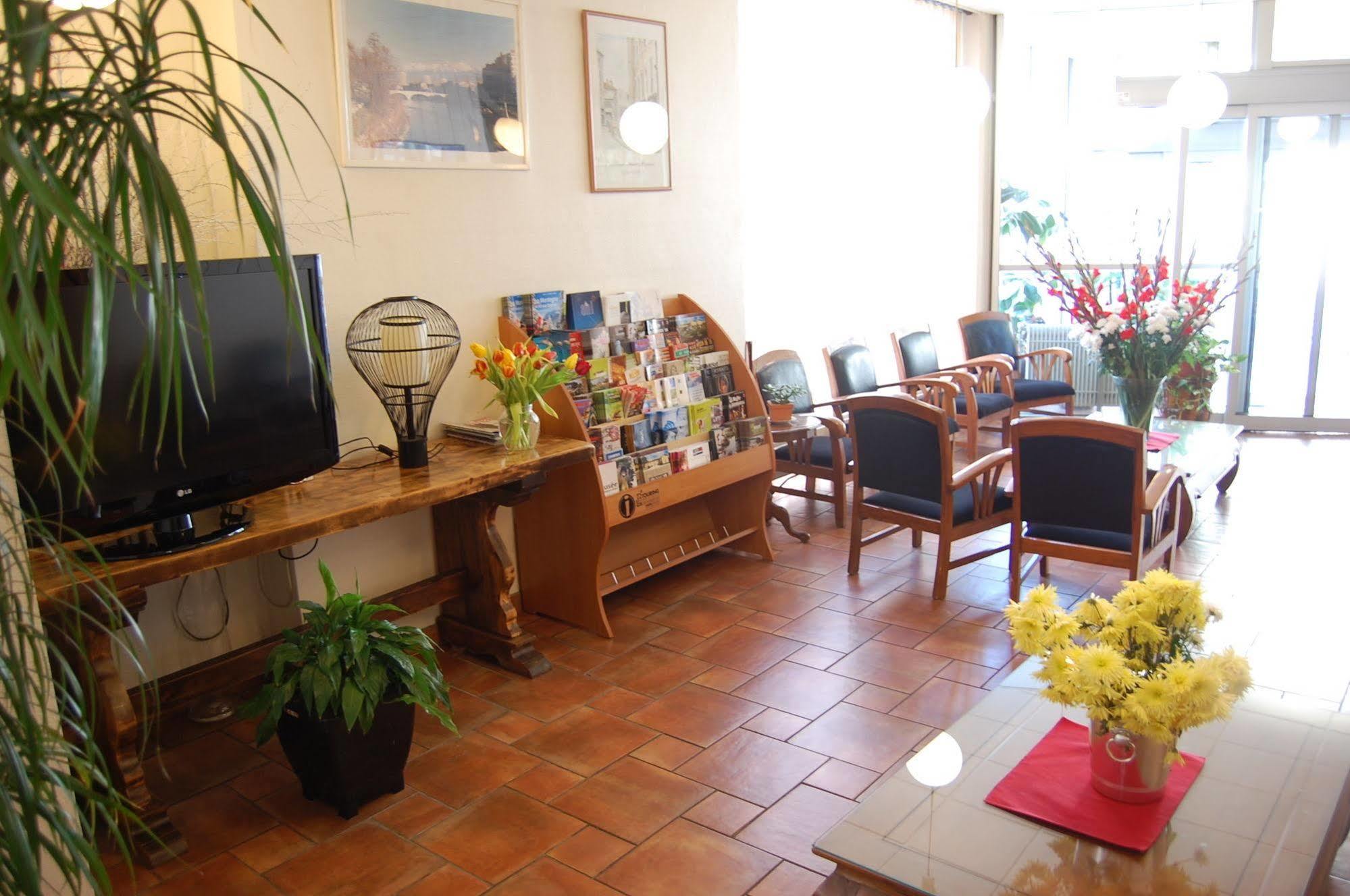 Greet Hotel Grenoble Centre Gare Экстерьер фото